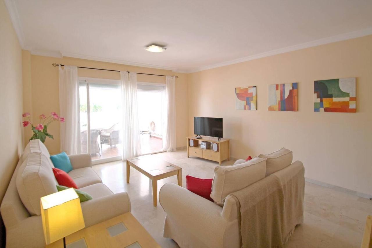 Luxury, Spacious 2 Bed Apartment Estepona Dış mekan fotoğraf