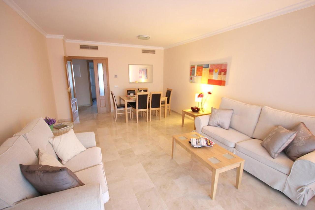 Luxury, Spacious 2 Bed Apartment Estepona Dış mekan fotoğraf